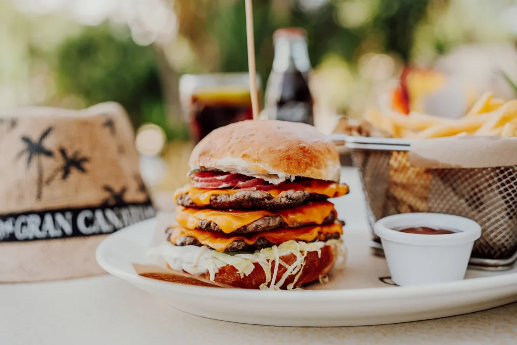 canarial XL burger
